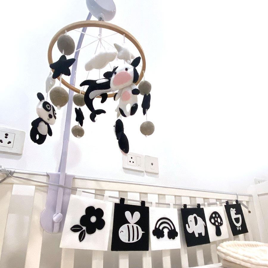 Monochrome Animals Gift Bundle