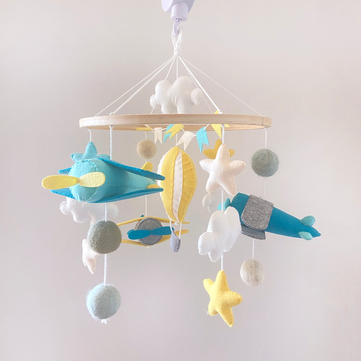 Flying High Cot Mobile